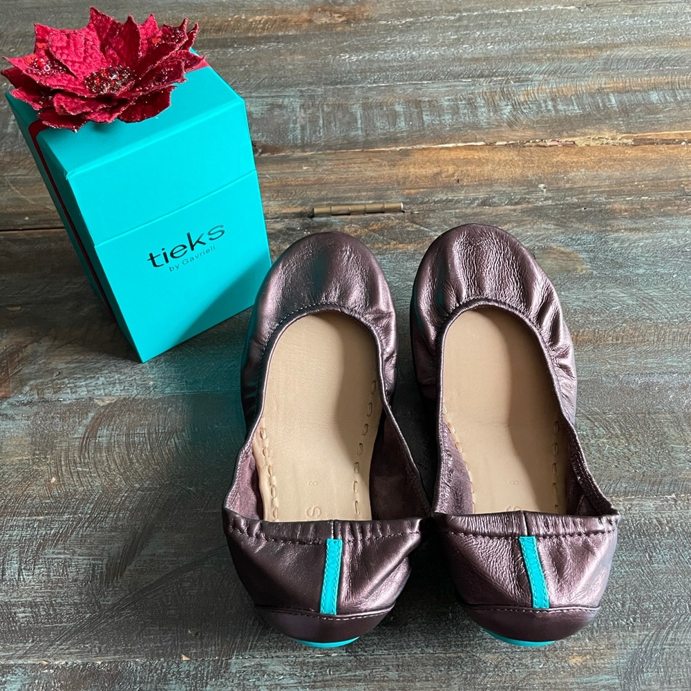 Tieks Raspberry Truffle Size 8